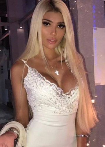 Лина, Г. Нерюнгри